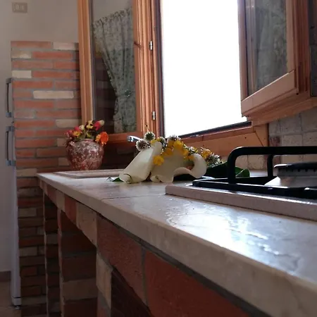 Luna A Pochi Passi Dalla Ferienhaus Avola