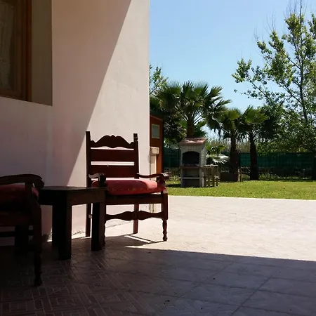 Luna A Pochi Passi Dalla Ferienhaus Avola